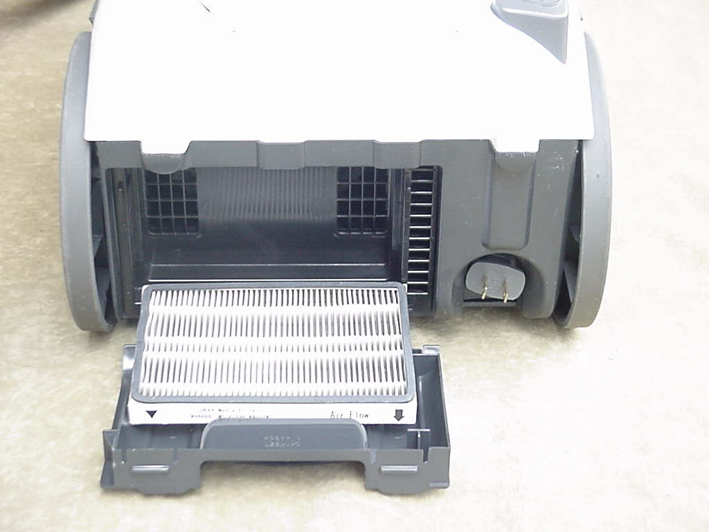 KENMORE PROGRESSIVE 116 CANISTER VACUUM CLEANER TRUE HEPA FILTRATION w