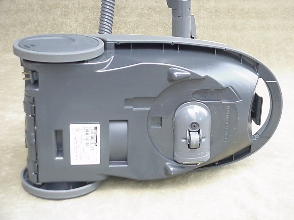 KENMORE PROGRESSIVE 116 CANISTER VACUUM CLEANER TRUE HEPA FILTRATION w