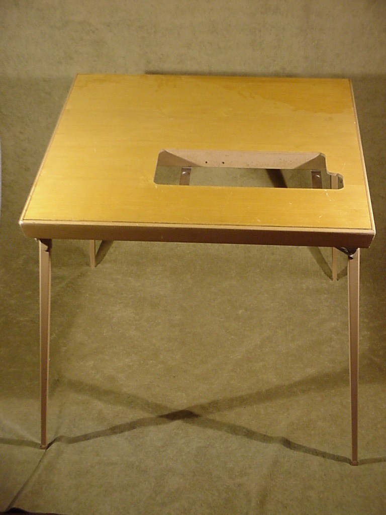 VINTAGE SINGER FOLDING SEWING MACHINE TABLE for mod 300 301 401, NICE
