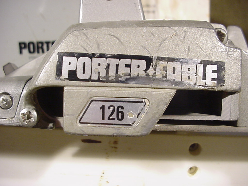 PORTER CABLE PORTAPLANE POWER PLANER mod 126 IN METAL CASE & extra new