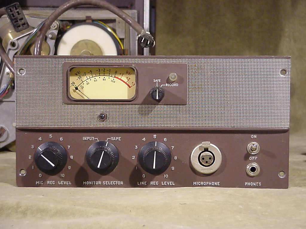 AMPEX 602 stereo portable TAPE RECORDER w. Vacuum Tube Mic Guitar Pre