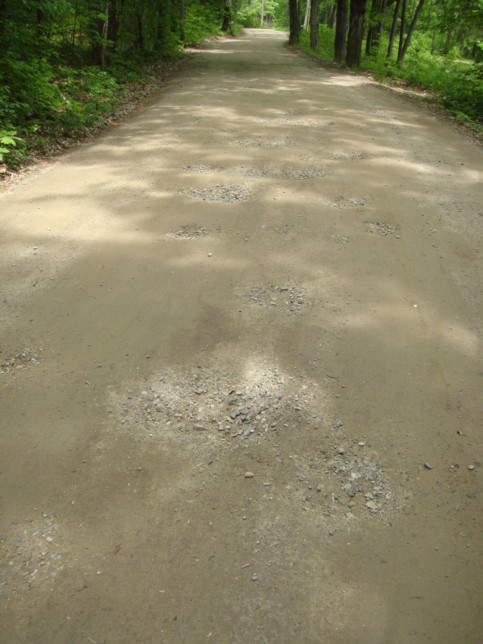 Maybrook Road towards the Hamilton Reservoir