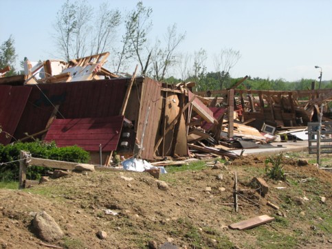 destroyed-structure-on-Hollow-Road.