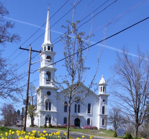 First-Church-in-Monson-before-the-tornado.