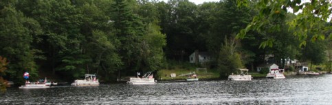 Christine-McCooe’s-Pontoon-Boat-Parade